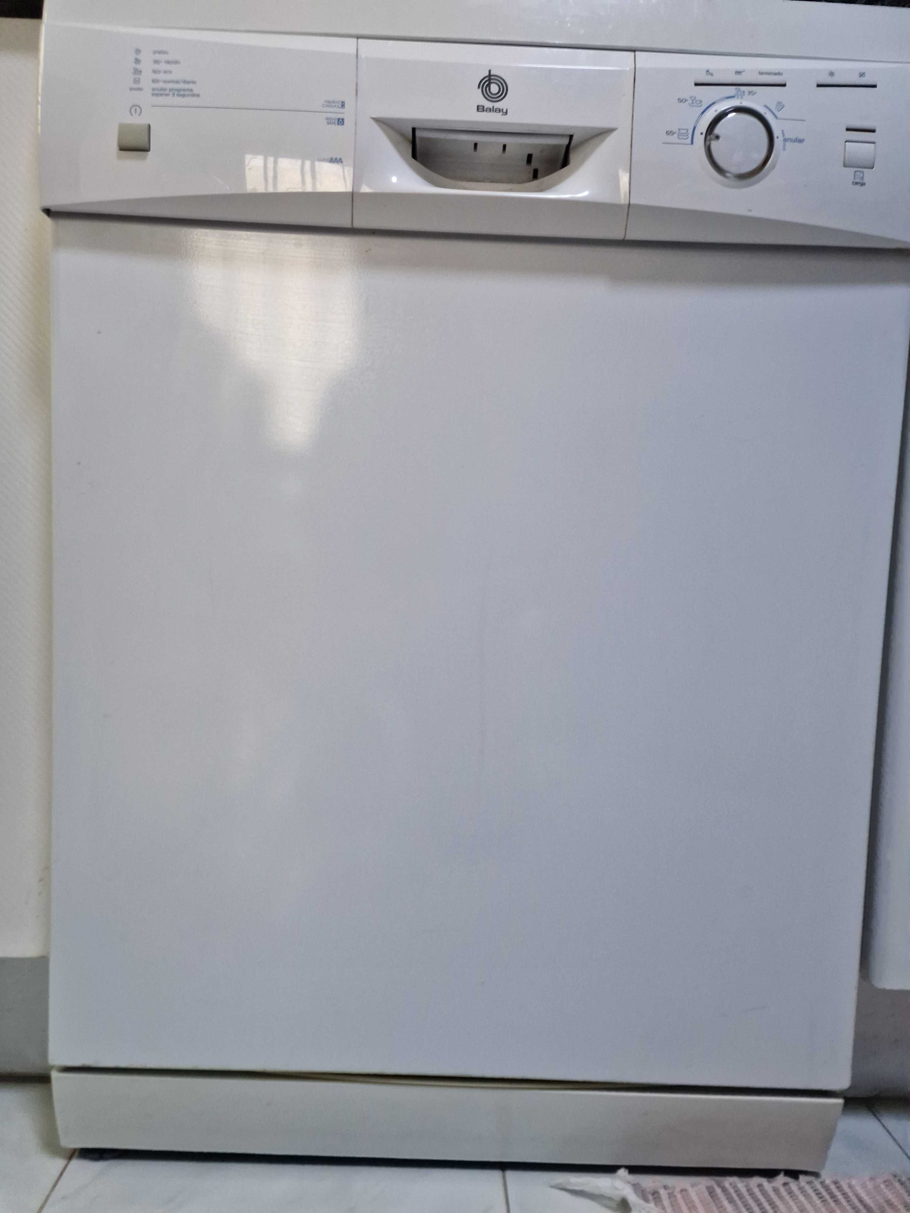 Maquina lavar loiça(Balay classe AAA)