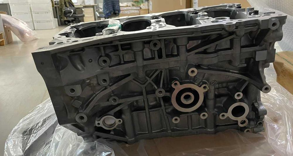 Блок циліндрів двигуна Grand Vitara 2.4L (J24B) новий оригінал