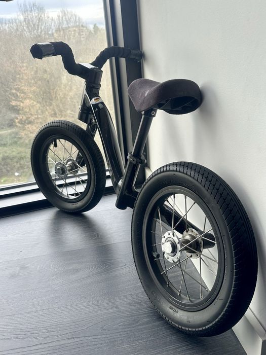 Moustache bicicleta de equilíbrio