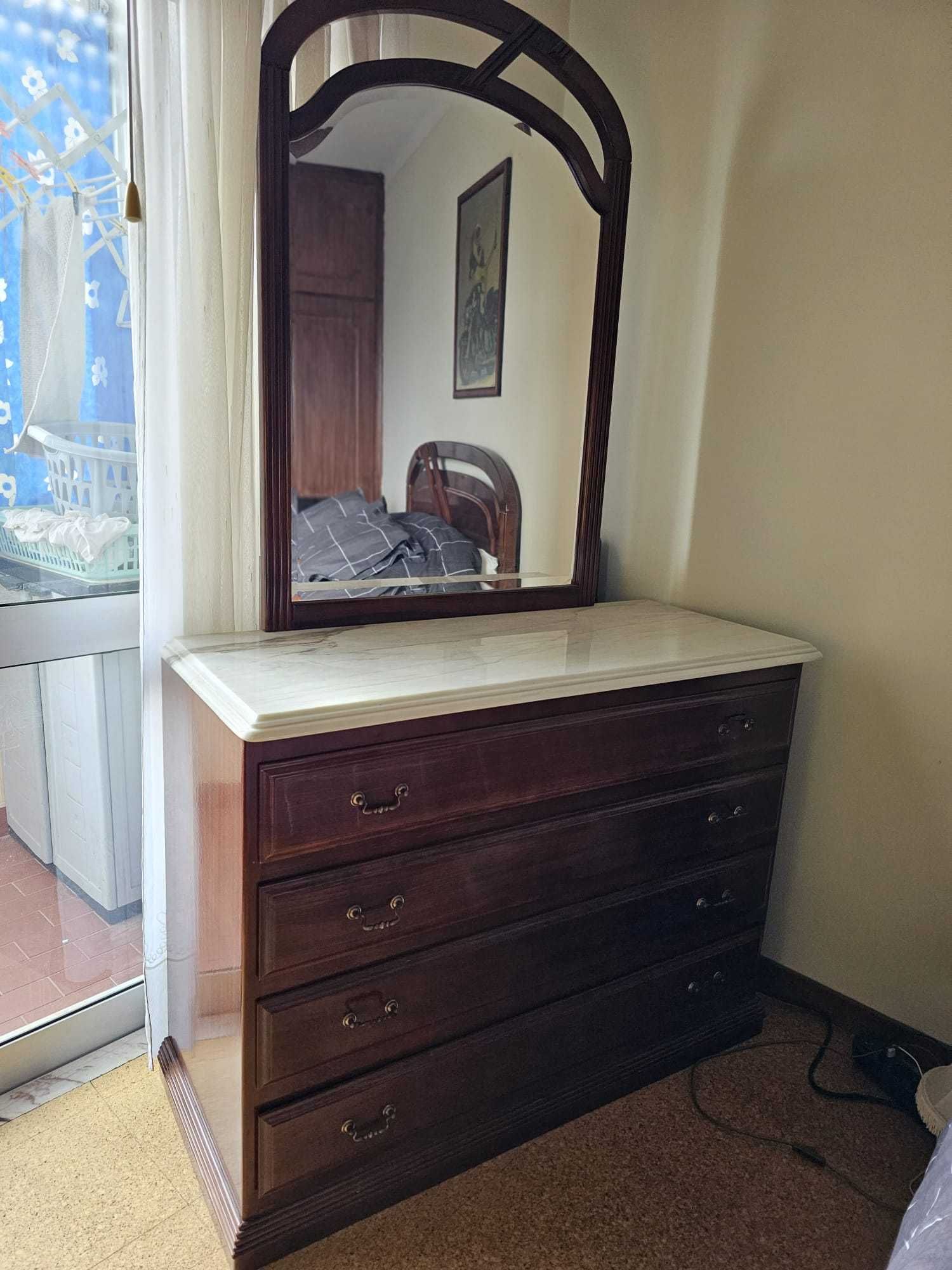 Conjunto de Mobiliário por Apenas 450€