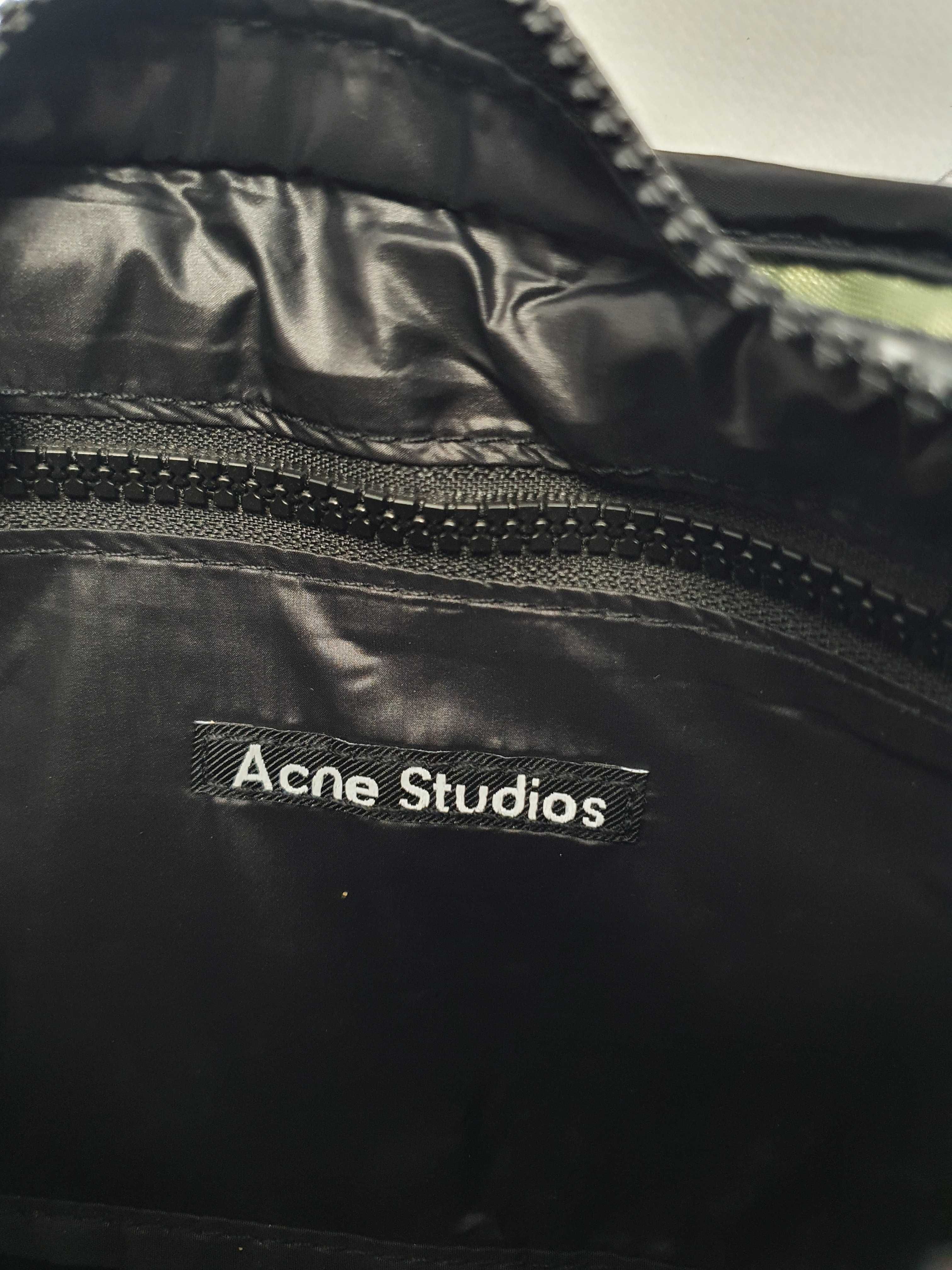 Сумка мессенджер Acne Studios