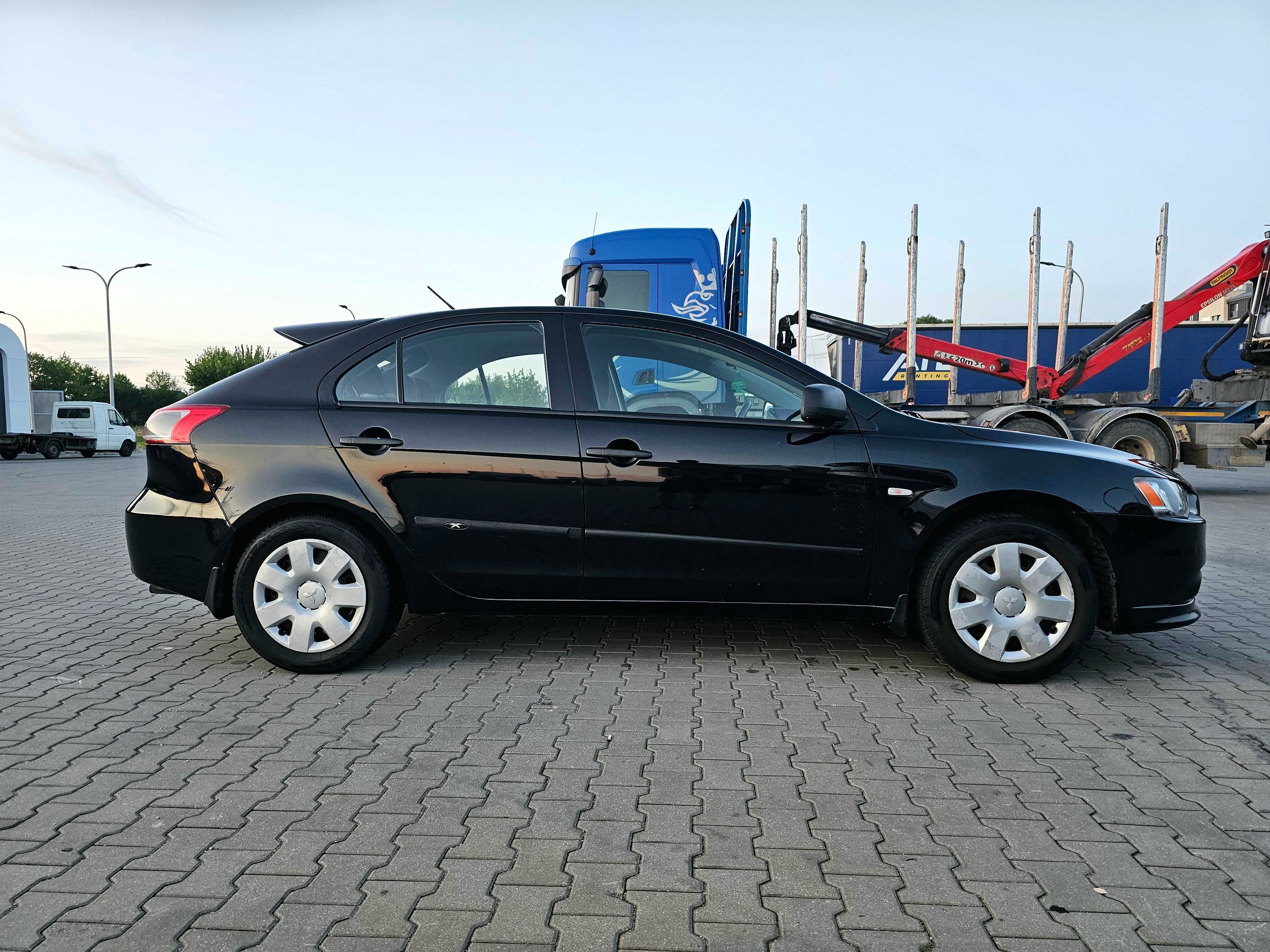 Mitsubishi Lancer Sportback 2009r 1.8 Mivec
