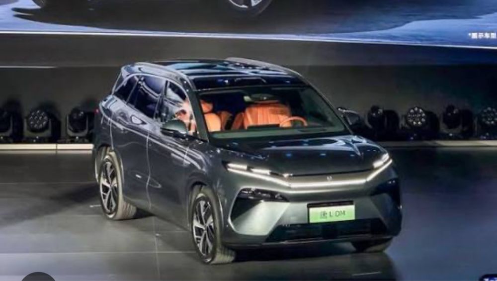 Продам BYD Tang L 2025 DMP hibrid полный привод
