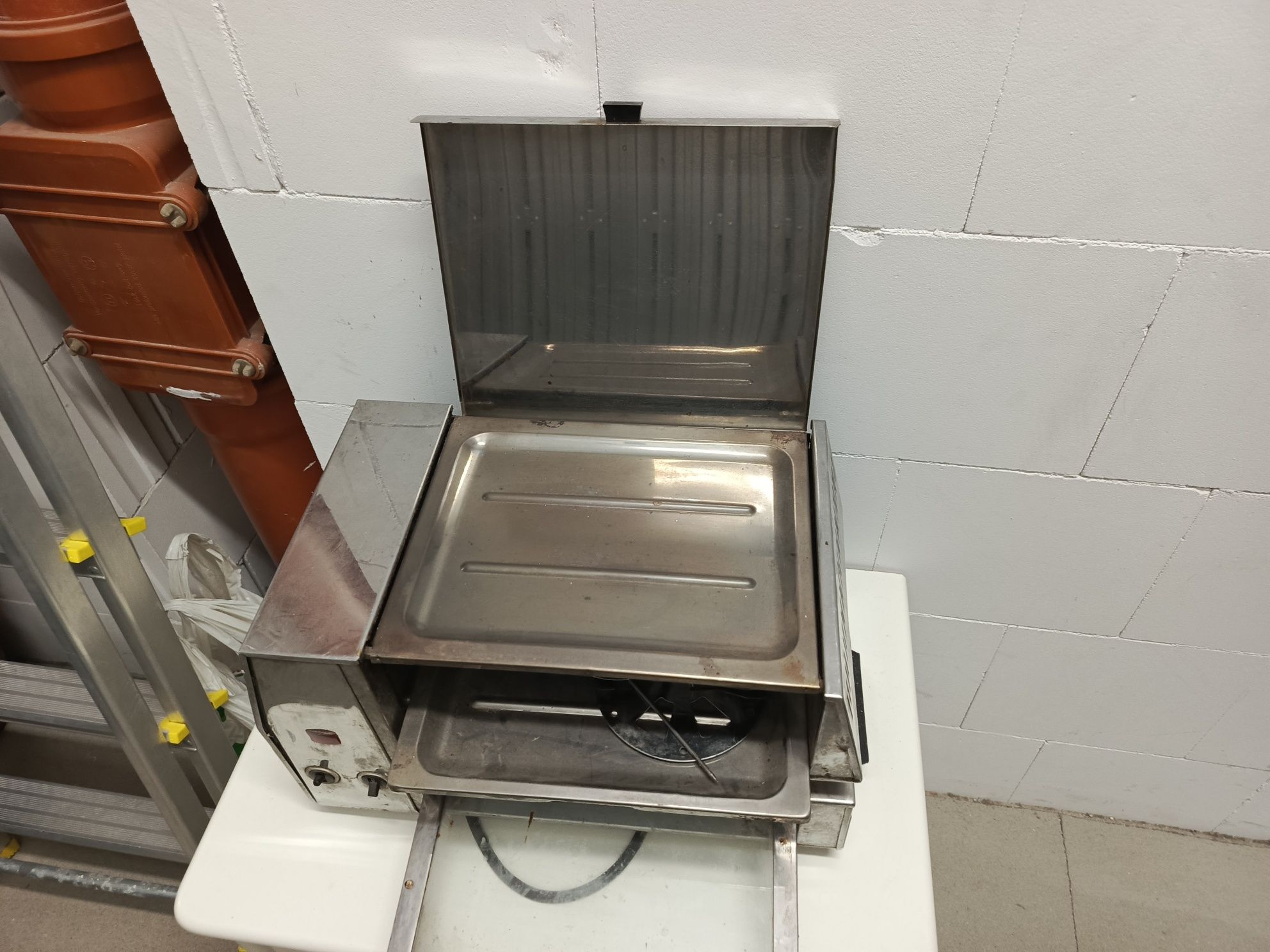 Grill obrotowy do kurczaka