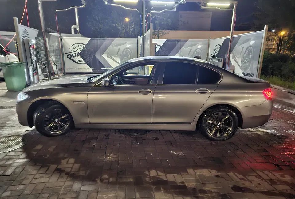 BMW Seria 5 BMW 520d xDrive Luxury Line