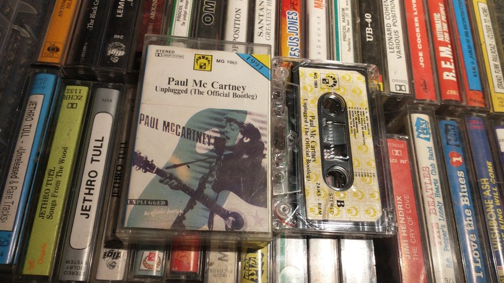 Paul Mc Cartney unplugged - official bootleg