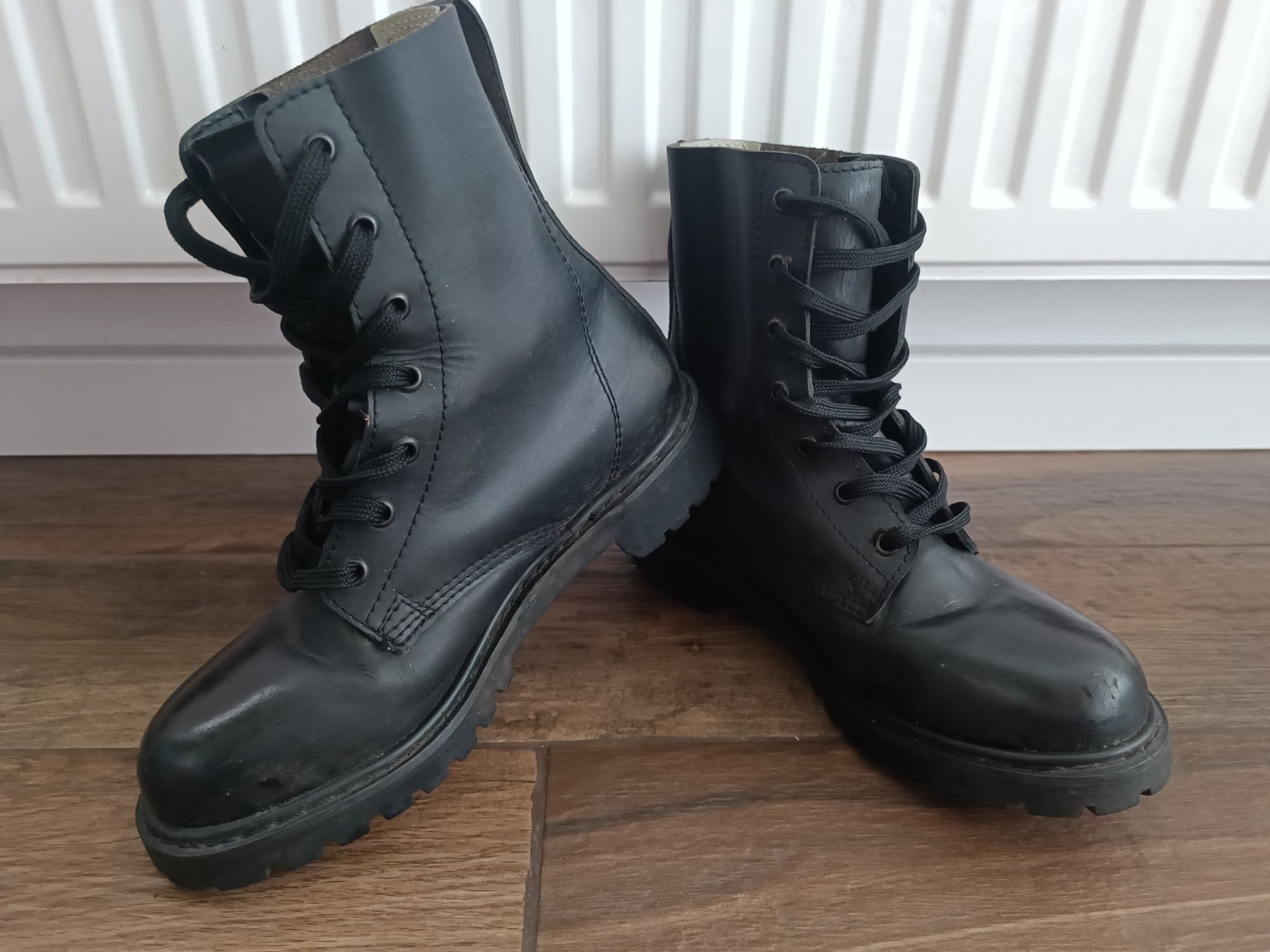 Buty wojskowe/glany skóra (rozm. EU 40/41, M, UK 7)