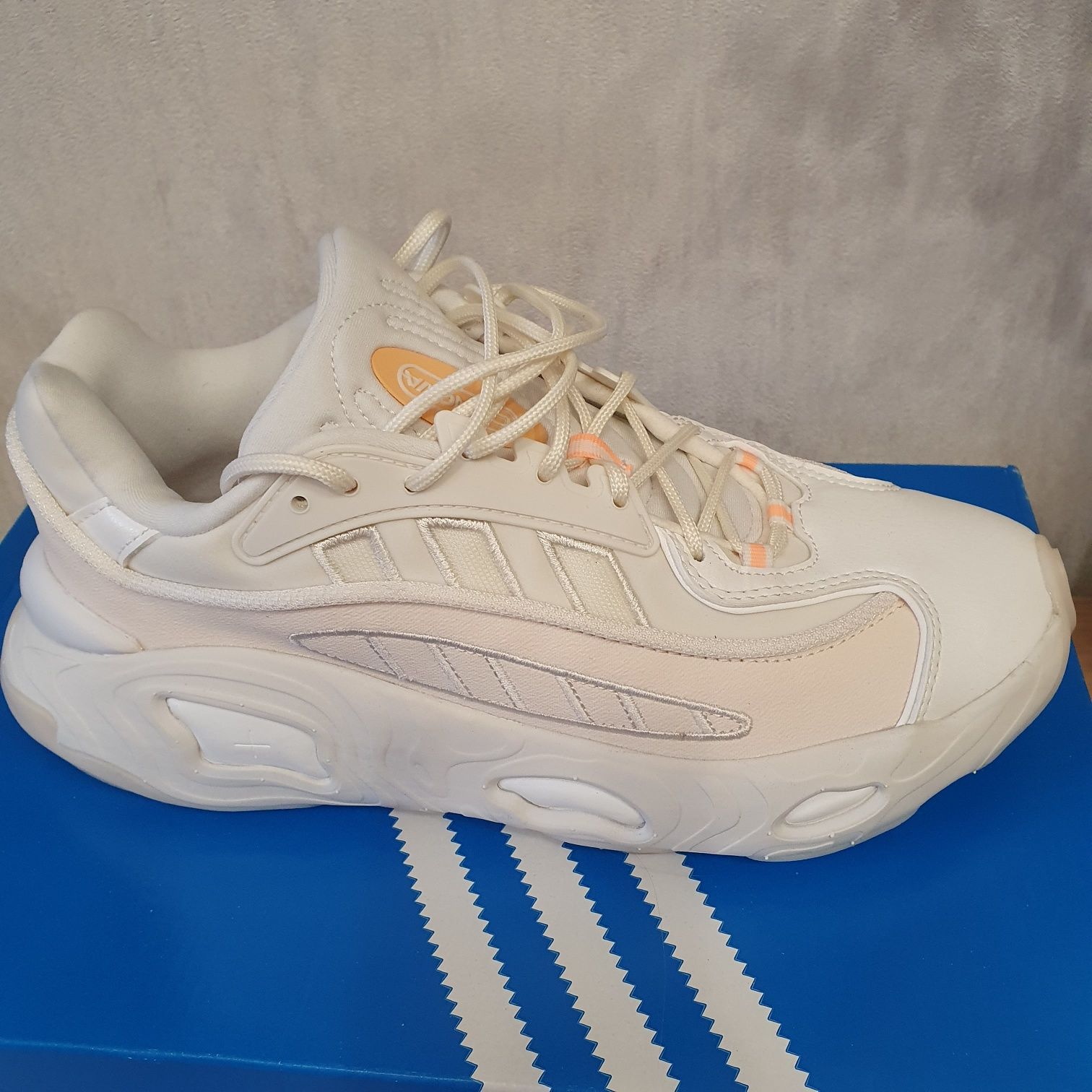 Кросівки adidas originals OZNOVA, 25,5см