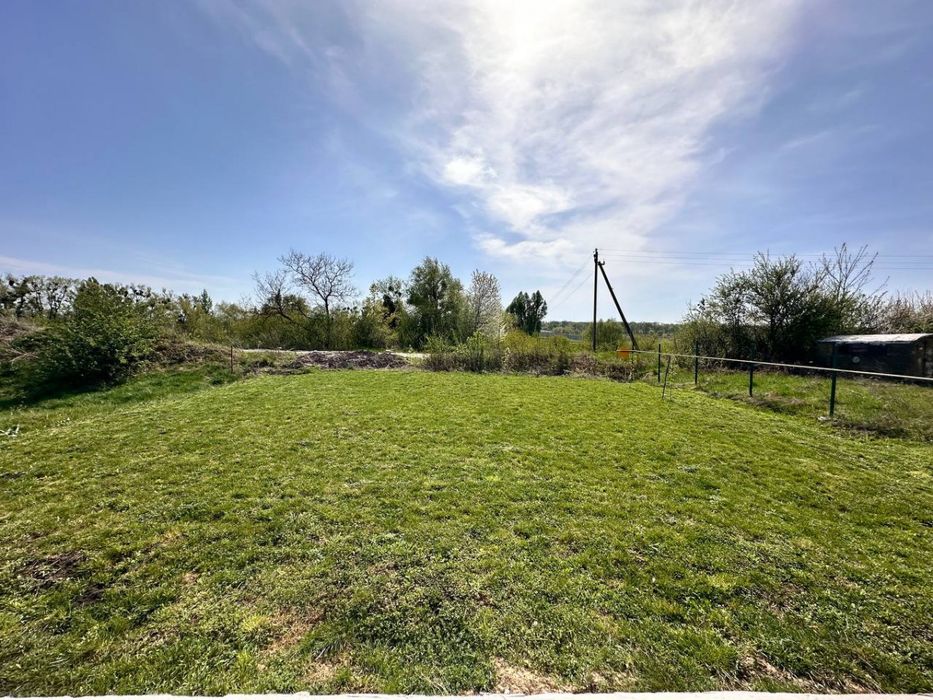 Продаж окремо стоячого будинку біля Винник, с під