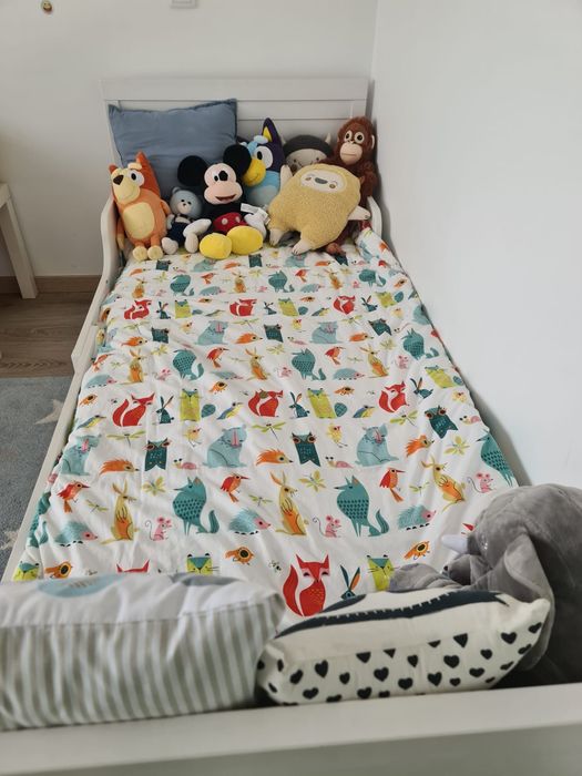 Cama infantil extensível Ikea