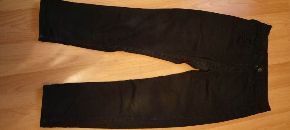 Spodnie chinosy dla chłopca rozm 134