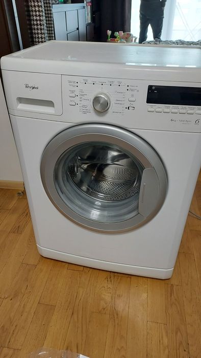 Пральна машина WHIRLPOOL AWSX 61011