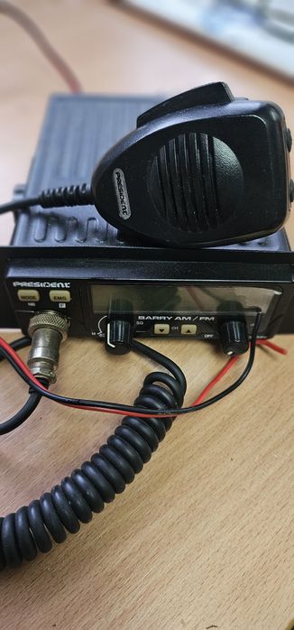 Продам рацію President Barry 12/24v
