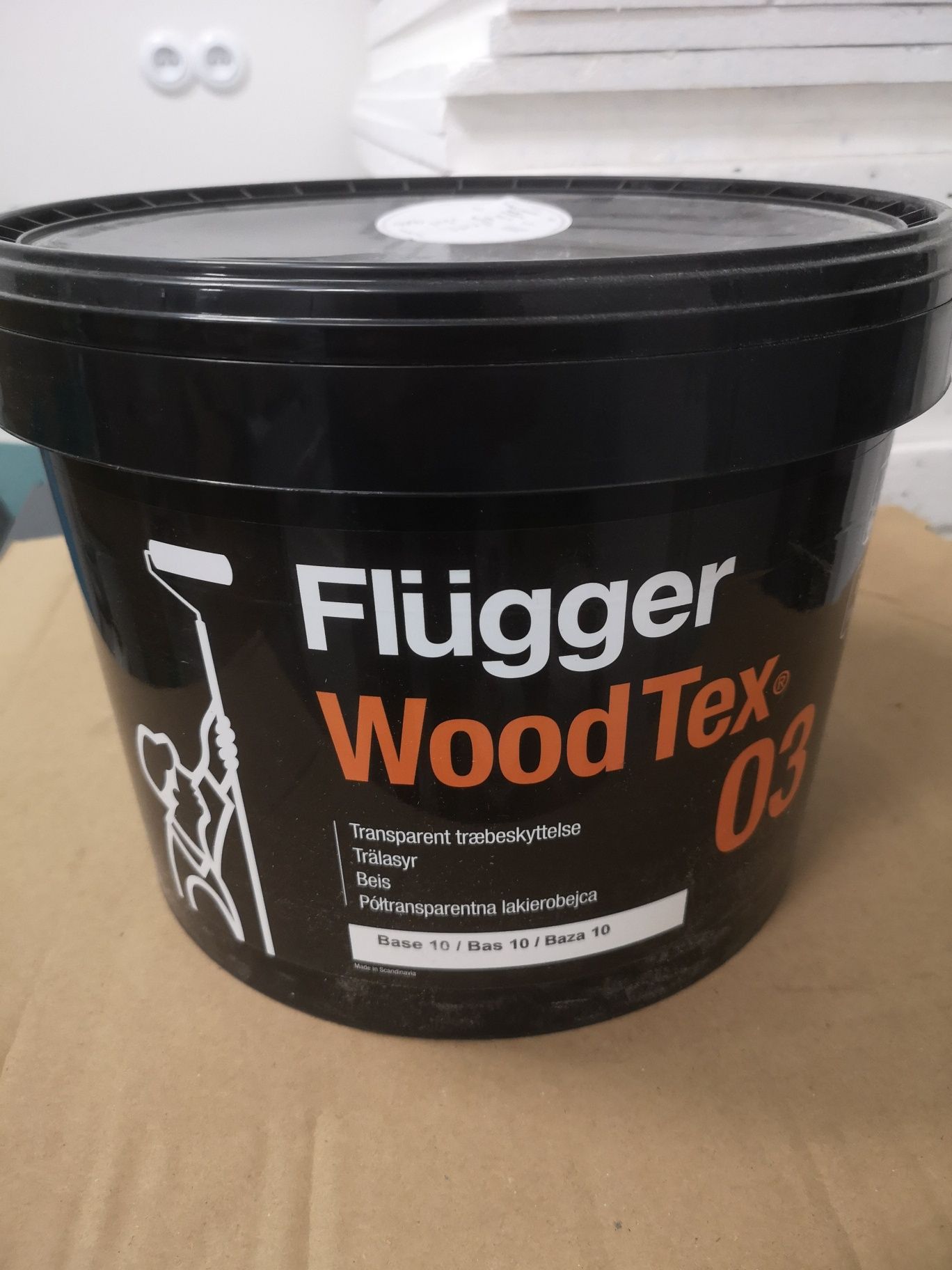 Flügger 03 Wood Tex - półtransparentna lakierobejca Baza 10