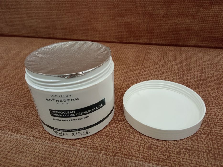 Крем для лица L' Osmoclean.