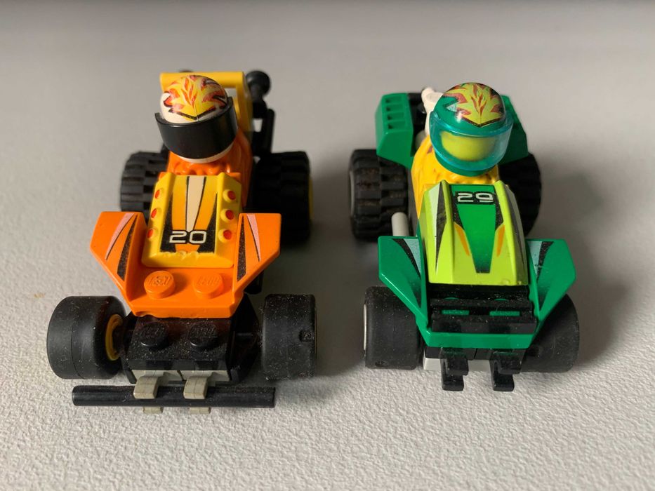 LEGO 4594: Maverick Sprinter & Hot Arrow