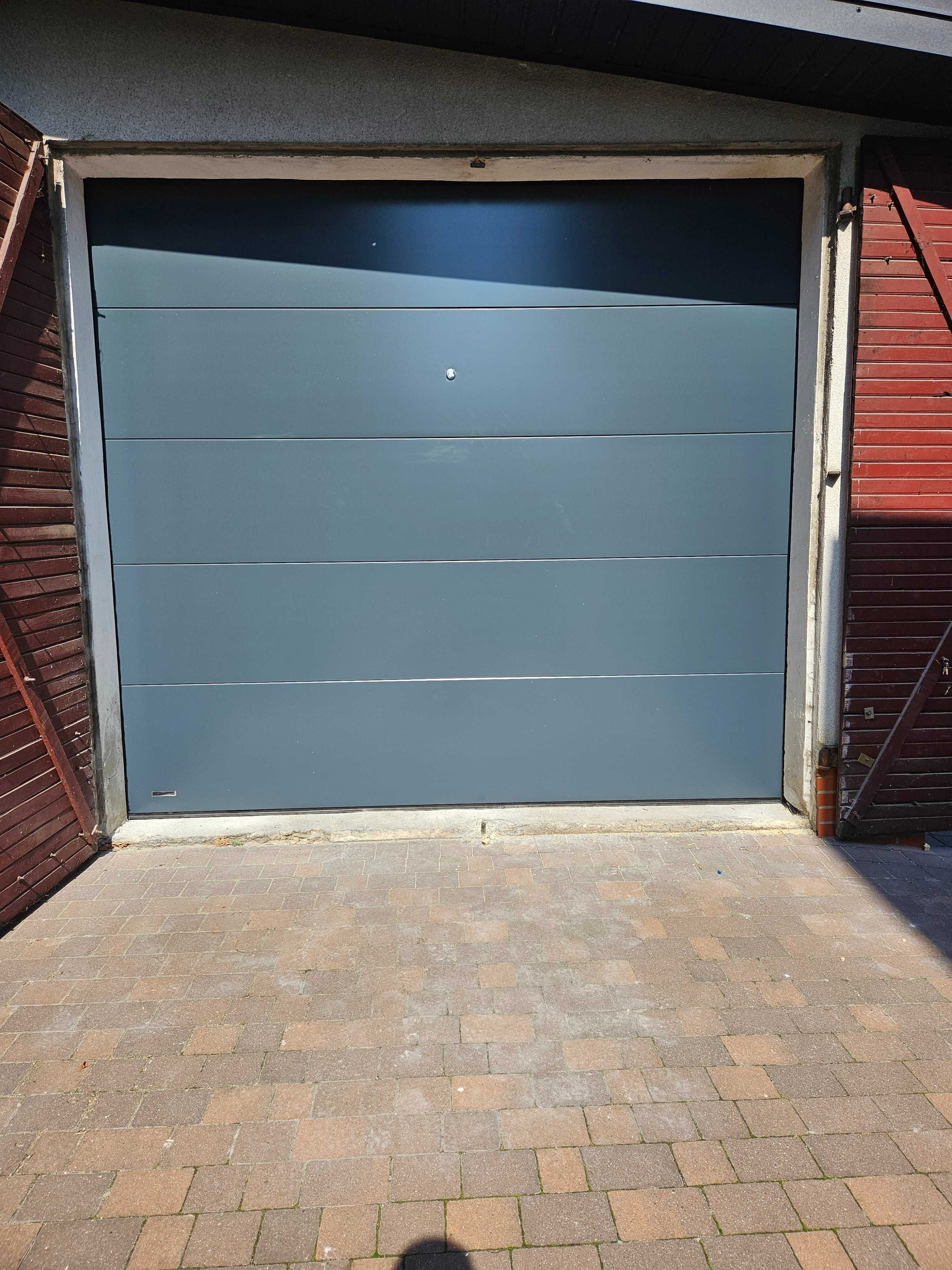 Brama Segmentowa 270x210