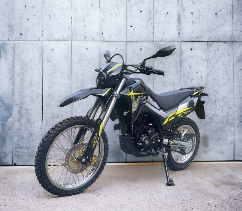 Новинка 2024 ХІТ продажу у США LIFAN KPX 250 enduro