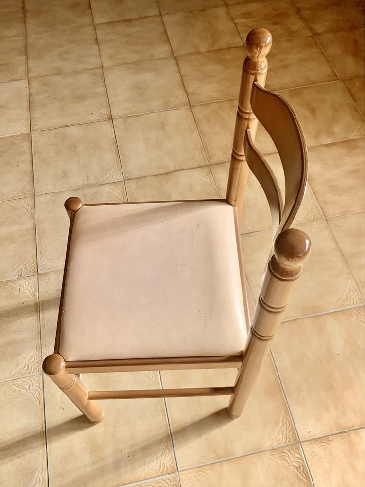 Mesa de sala estensível + 8 cadeiras (opcional)