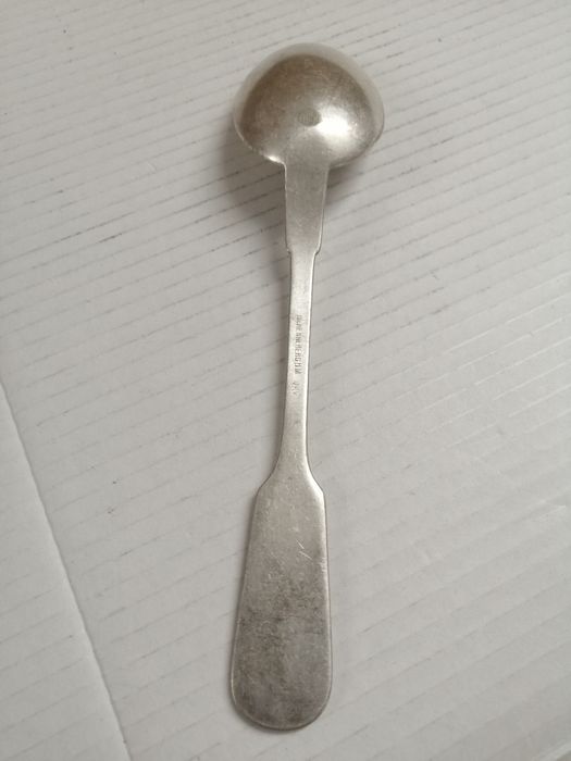 Łyżka stołowa firmy Bracia Henneberg Warszawa. Antyk. Plater.