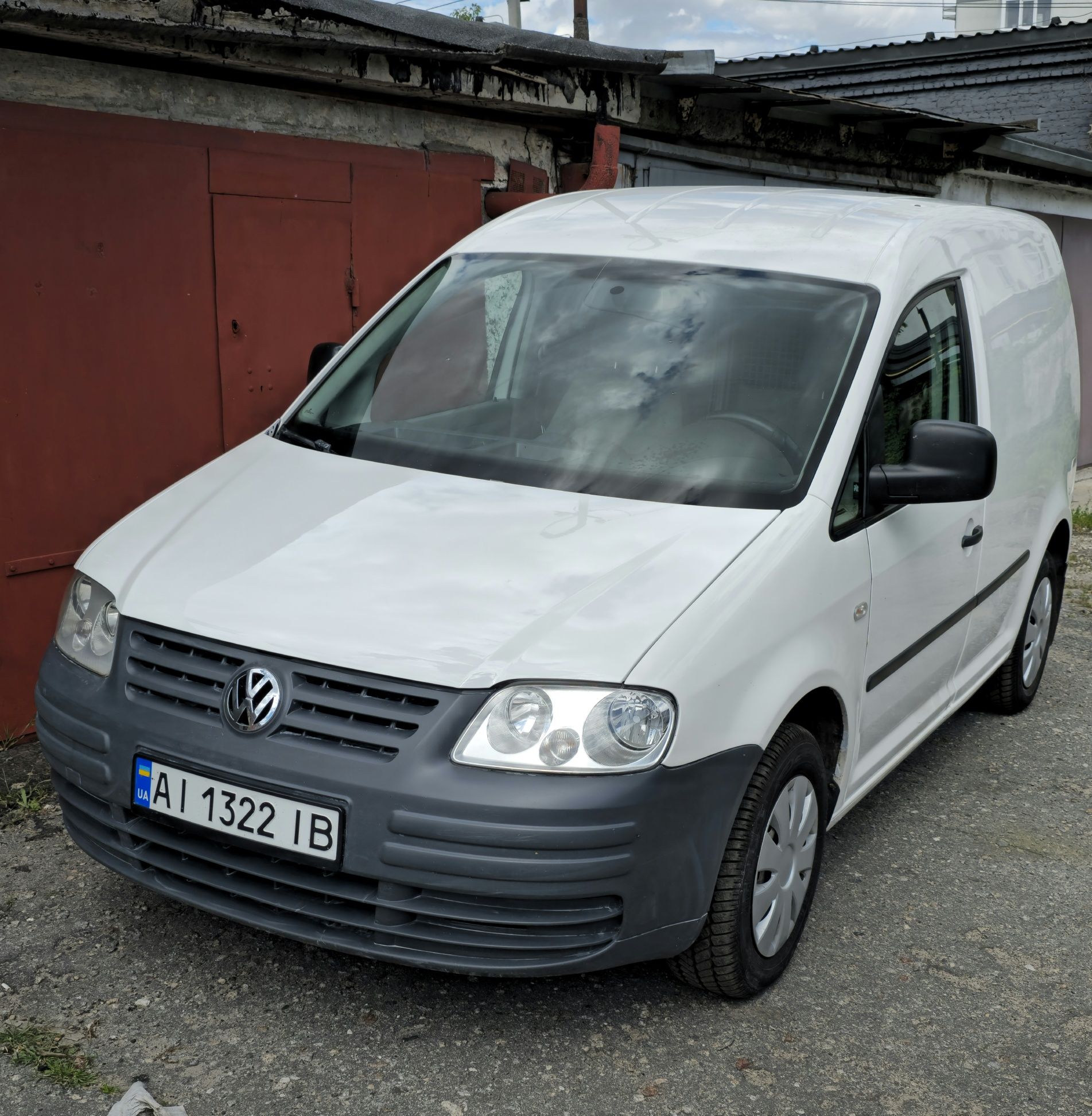 VW CADDY 2.0 дизель 2007