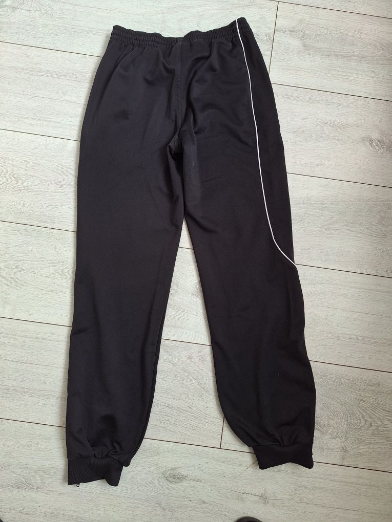 Spodnie adidas rozmiar 152