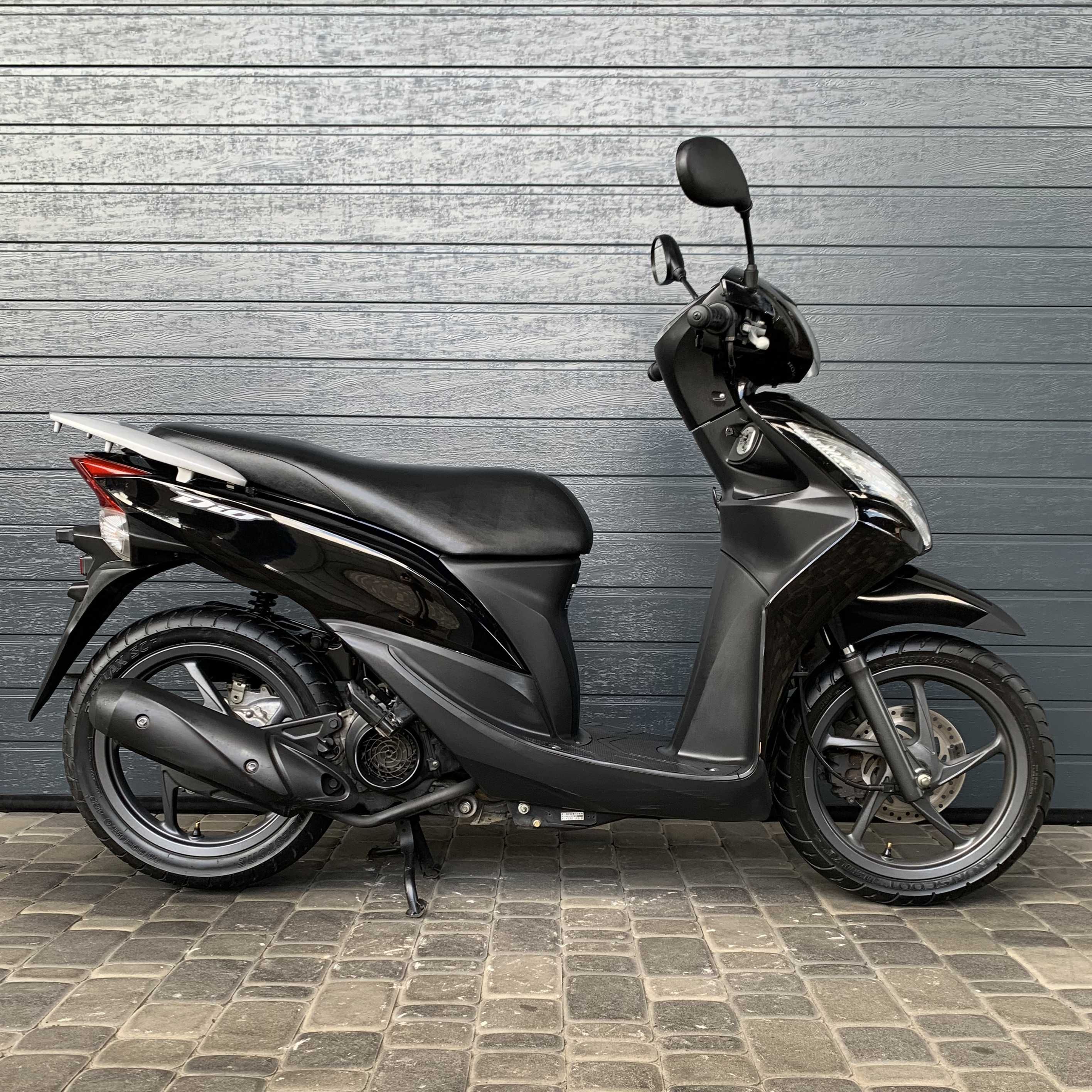 Продам максіскутер Honda Dio 110 (8342)