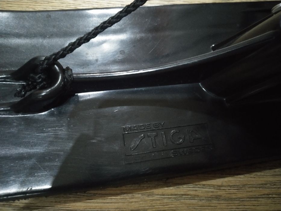 Nartosanki STIGA SnowRacer hamulcem i linka Made in Sweden