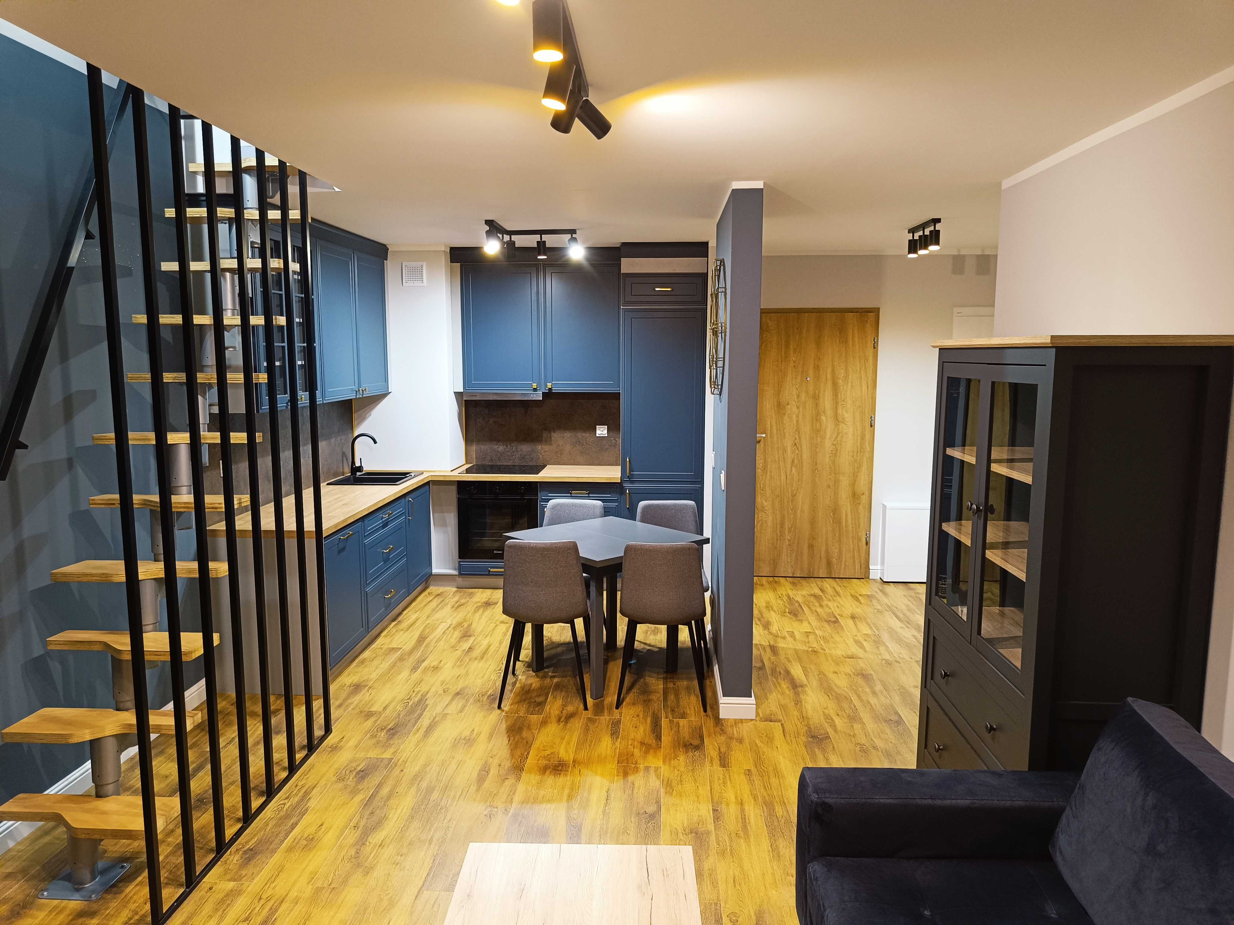 Apartament z antresolą 78m. Nowy, bez pośredników