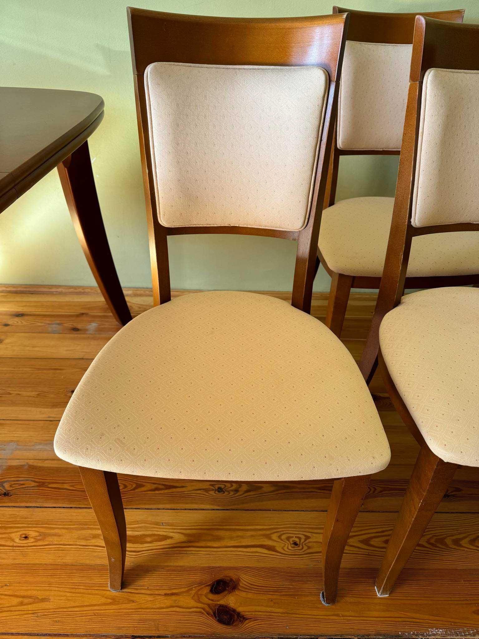 Krzesła 6 sztuk (z pokrowcami)