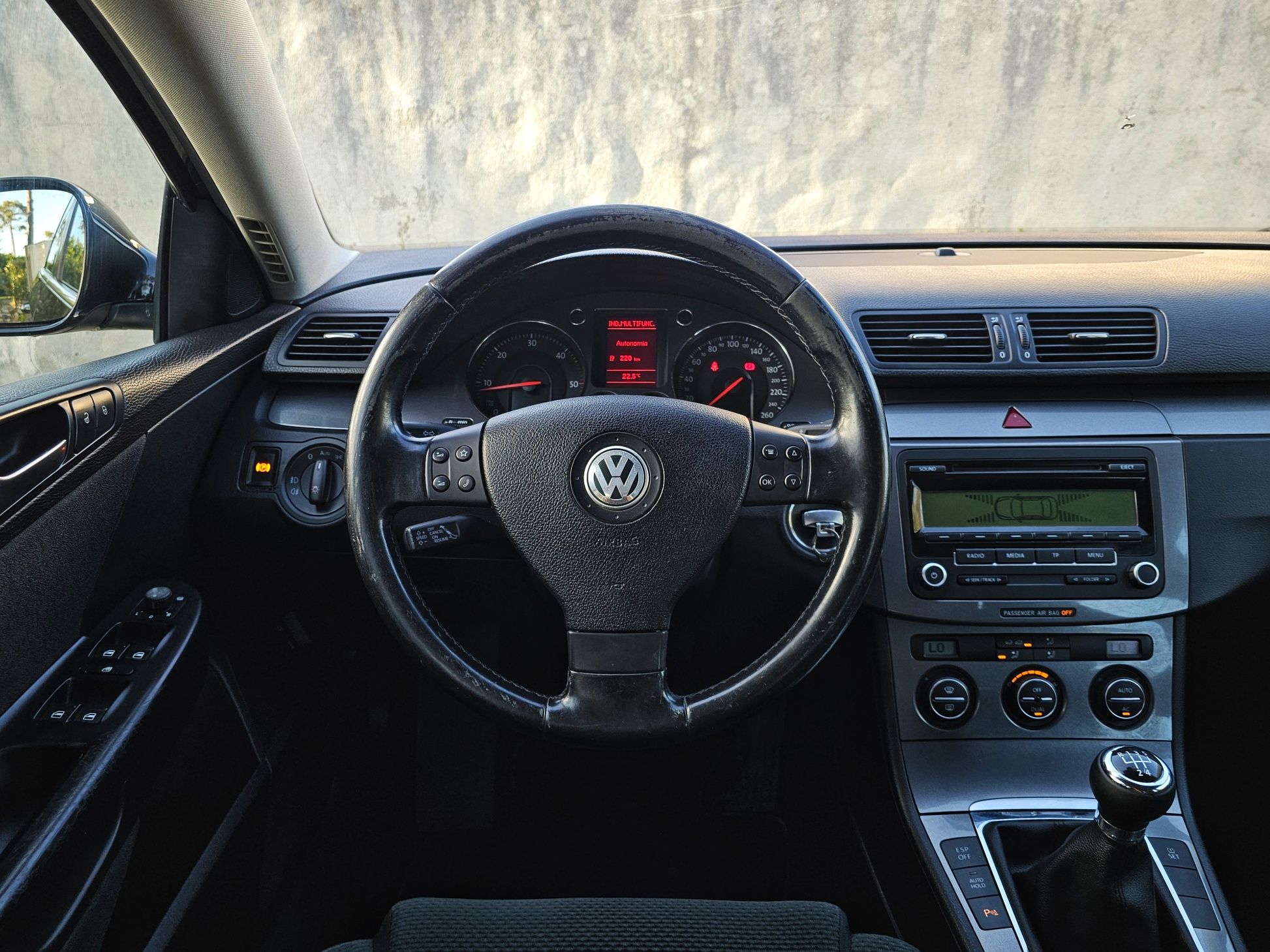 Volkswagen Passat Confortline | 1.9 TDI Bluemotion // NACIONAL
