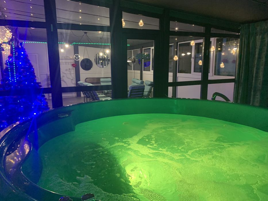 Чани Баня Джакузі Басейн chany_banya_basein