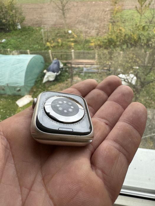 Apple Watch 9 45mm. Plus dodatki zamienie na AW Ultra