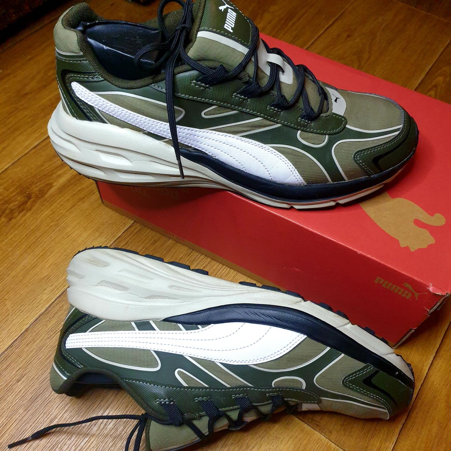 Оригінальні Puma чол. кросівки run gel зелені Hypnotic