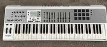 MIDI-клавіатура M-Audio Axiom AIR 61