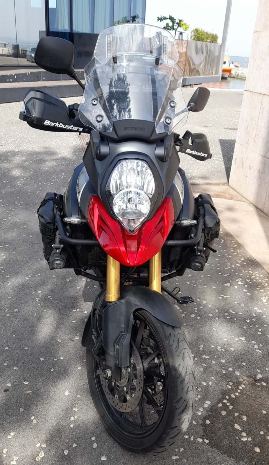 Suzuki Vstrom DL 1000