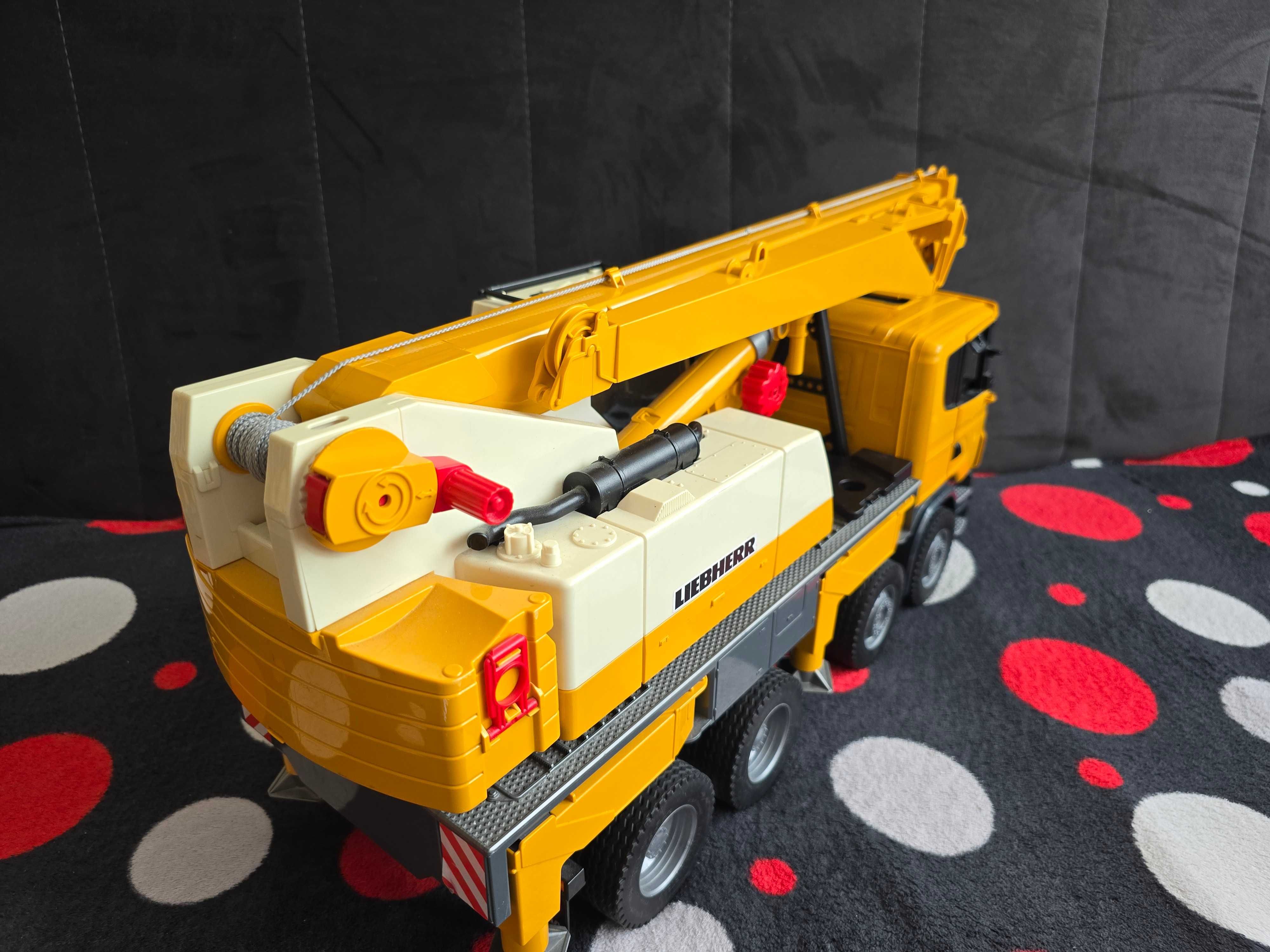 Bruder dźwig Scania Super 560R Liebherr Ciężarówka z dźwigiem