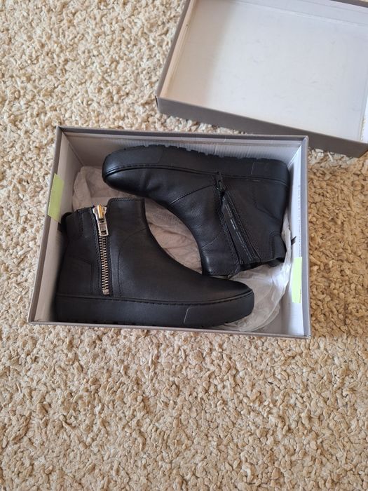 Зимові шкіряні черевики від vagabond