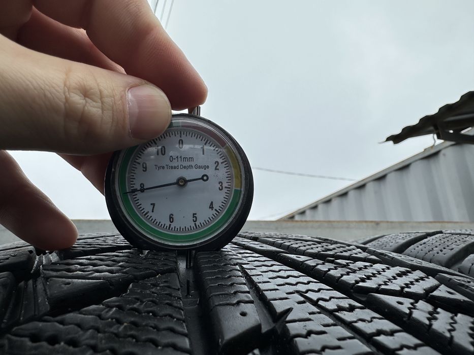 Шини б/у 265/65 R17 Hankook 4шт