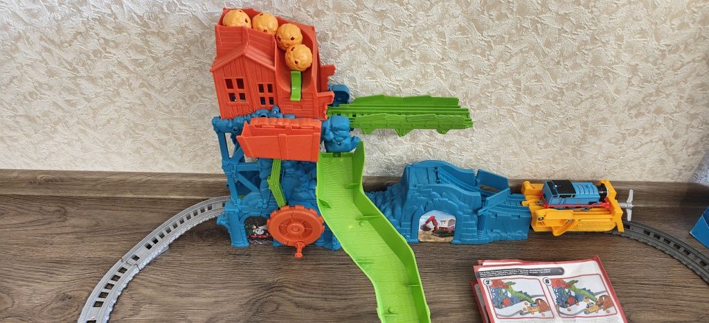 Залізничний ігровий набір Thomas & Friends TrackMaster "Обвал у печері