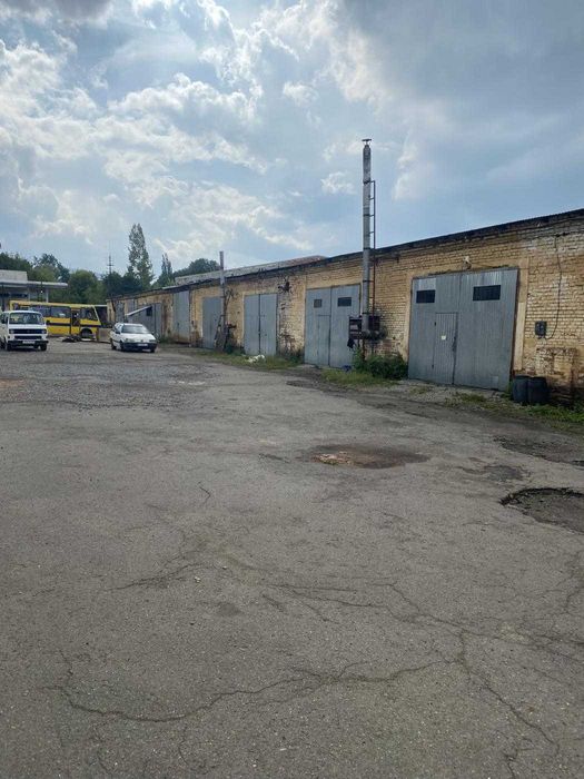 Продаж / склад, адмінбудівля, виробничо складське/ремонт/Борислав