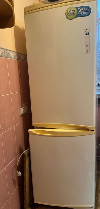 Холодильник LG,холодн