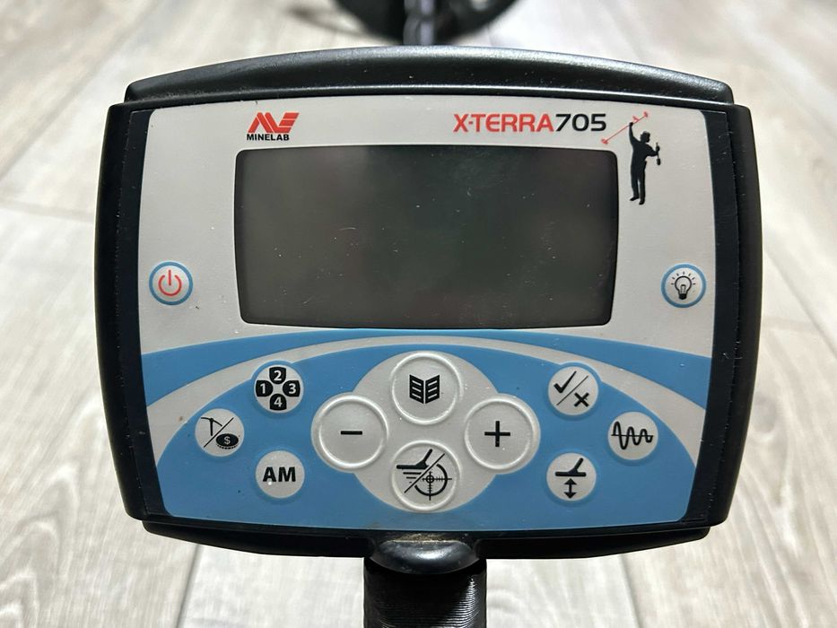 Б/В металошукач Minelab X-Terra 705