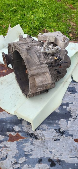 Caixa de velocidades/ carrinha /furgão