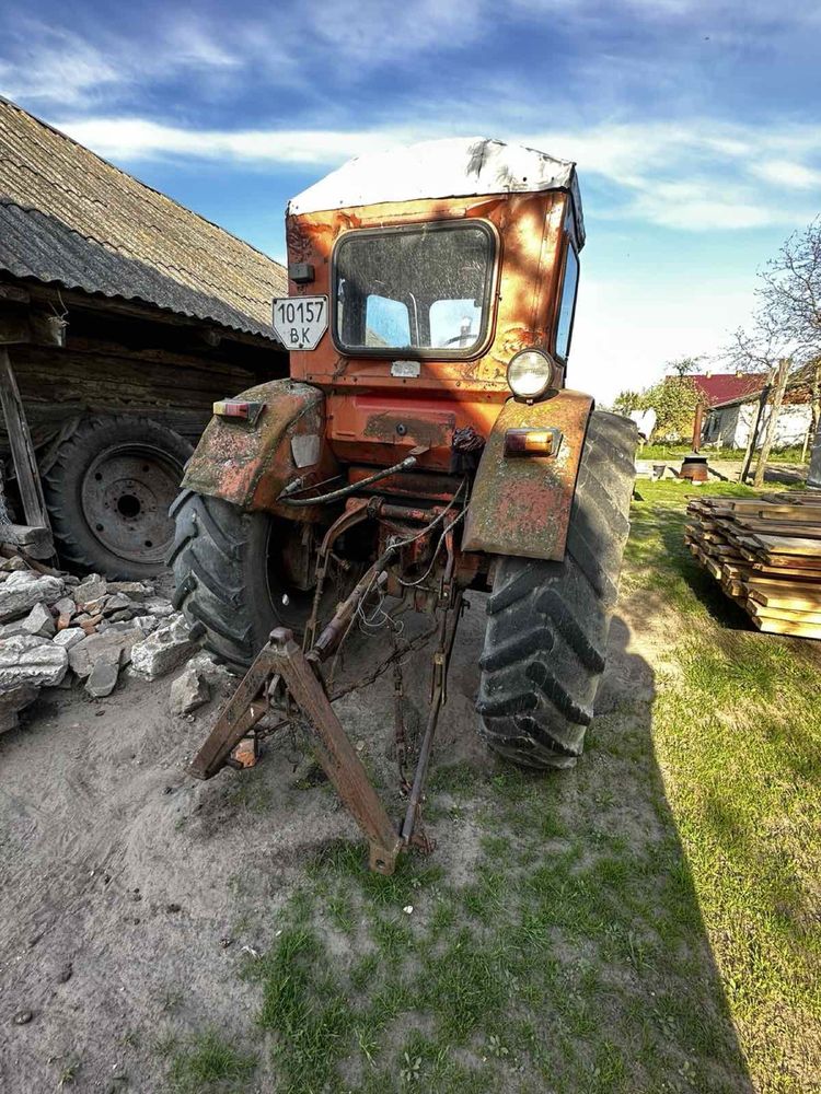 Продам трактор т-40 а також ктн дискову борону і роторну косарку