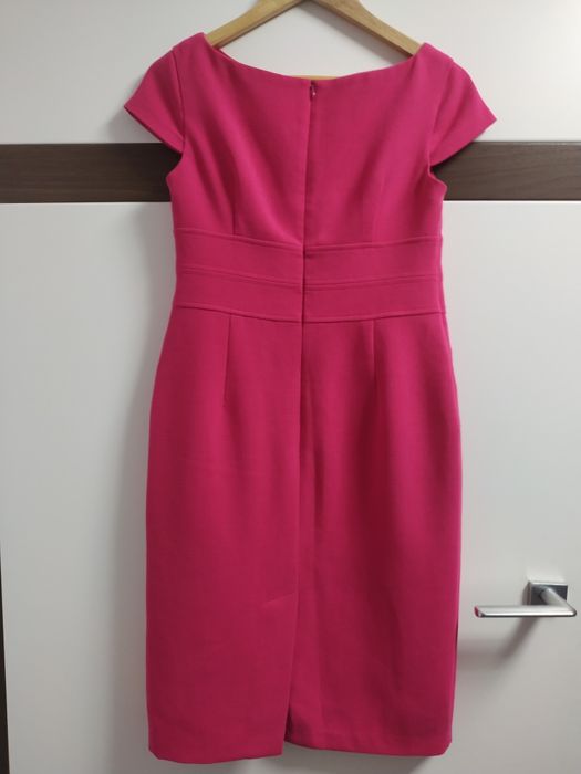Różowa sukienka na okazje