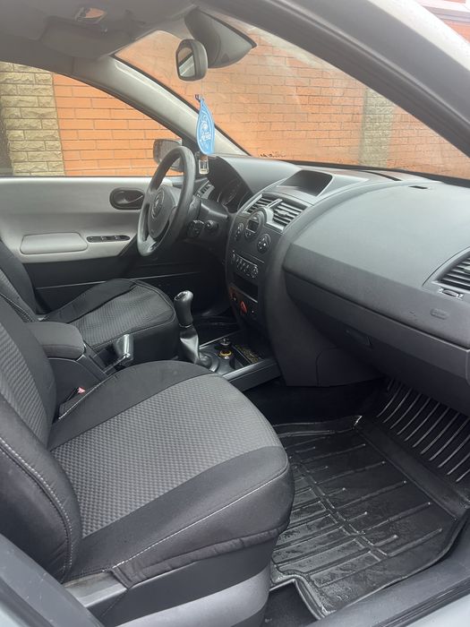 Renault Megane 2004 рік 1.6