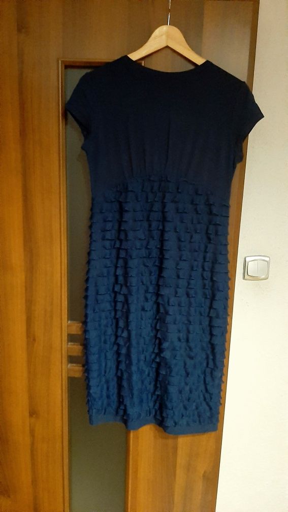 Sukienka koktajlowa firmy RYBA z wiskozy, rozmiar 40, falbanki
