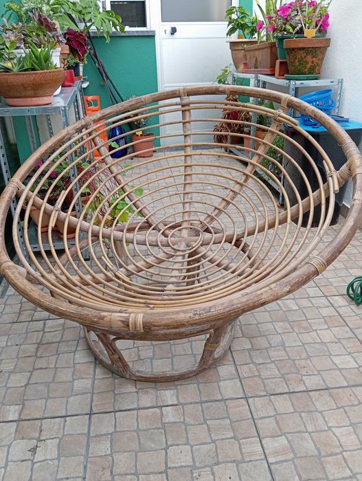 Cadeirão em bambu