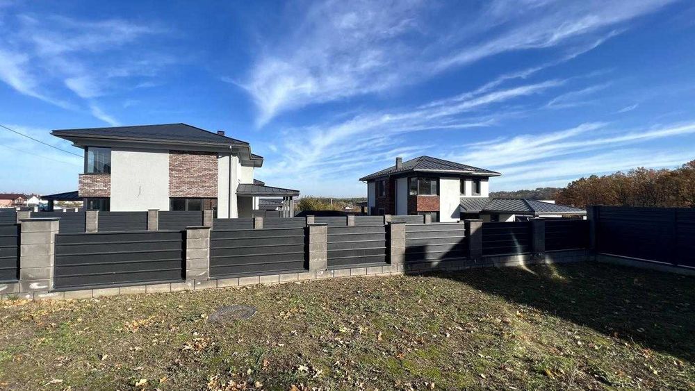 Новий будинок 180 кв.м. 6 соток, в закритому комплексі. Ходосівка